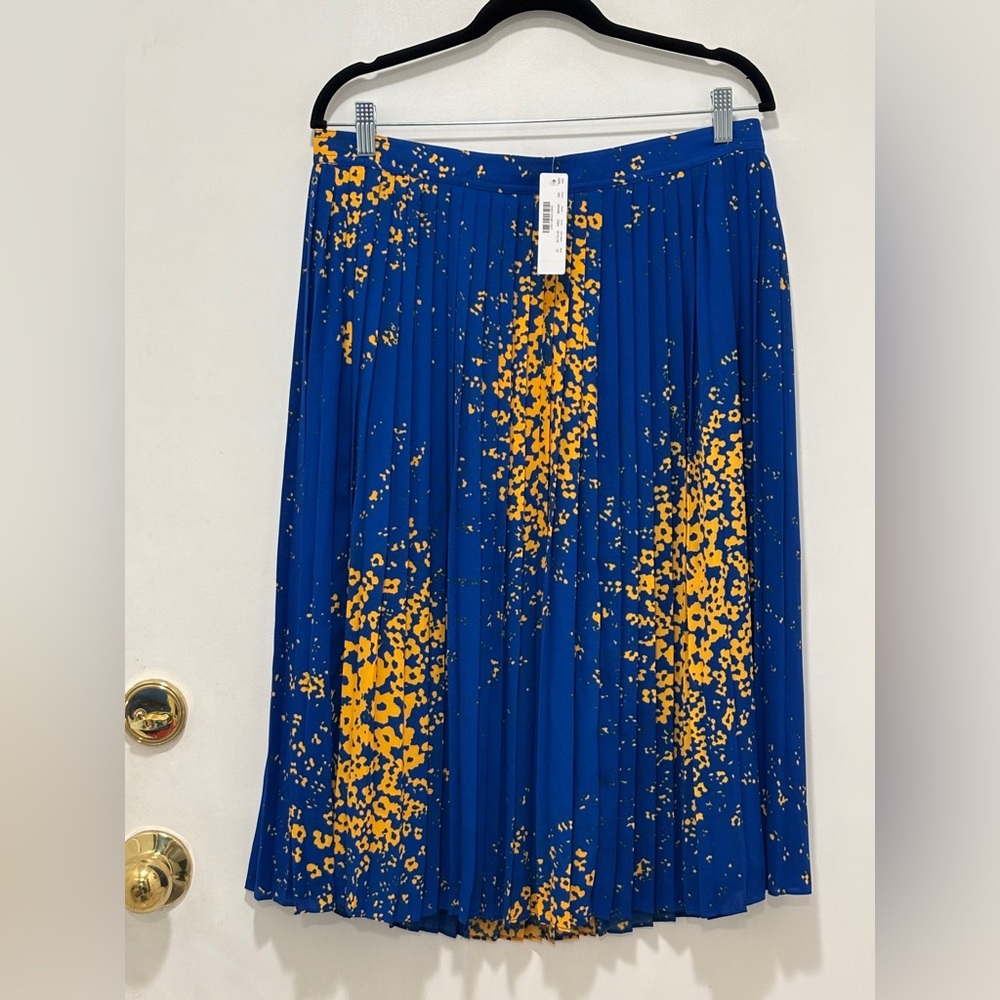 NWT J.Crew Blue and Gold Mide Pleated Skirt. Size 12